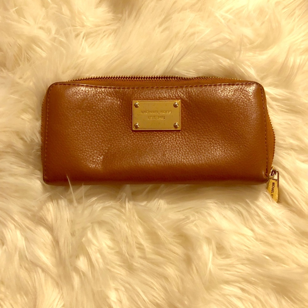 Tan Michael Kors Wallet